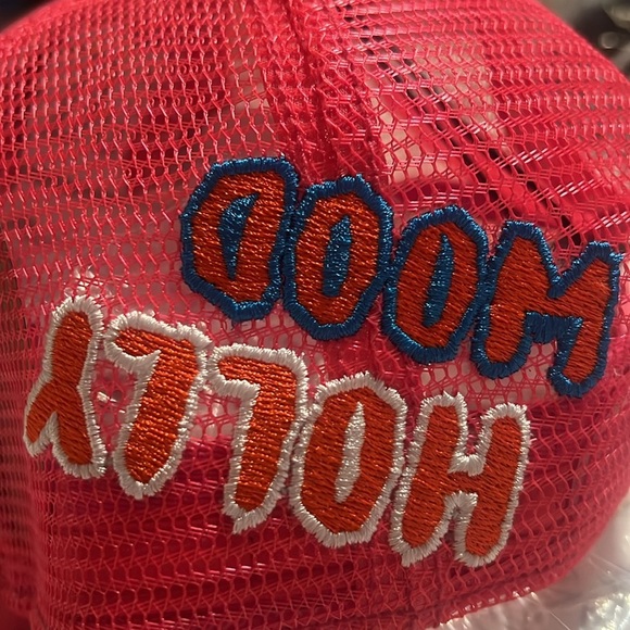 Von Dutch Hollywood Patch Pink VELVET Trucker Hat | Adjustable/Snapback |NEW/NWT - Picture 5 of 9